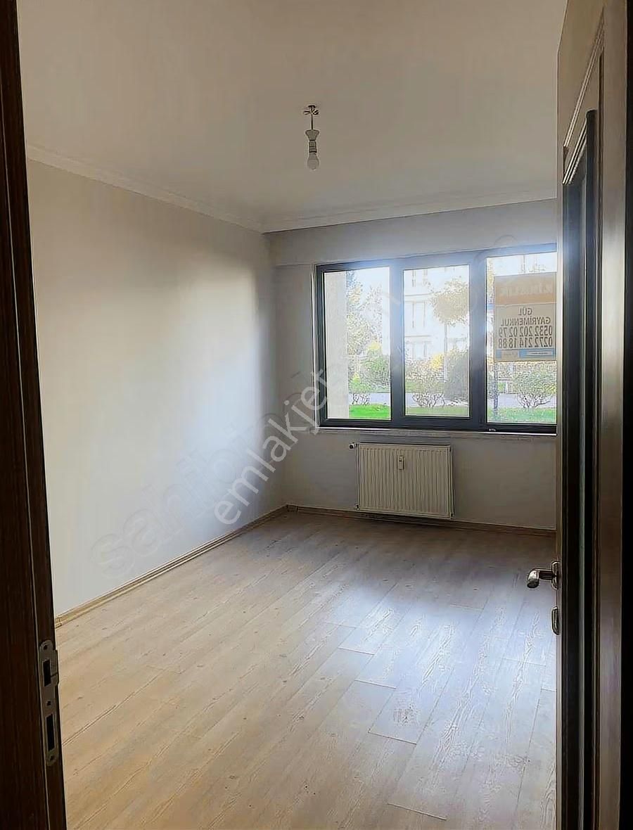 Selçuklu Da Site İçinde Satılık 4+1 Daire - Görsel 5