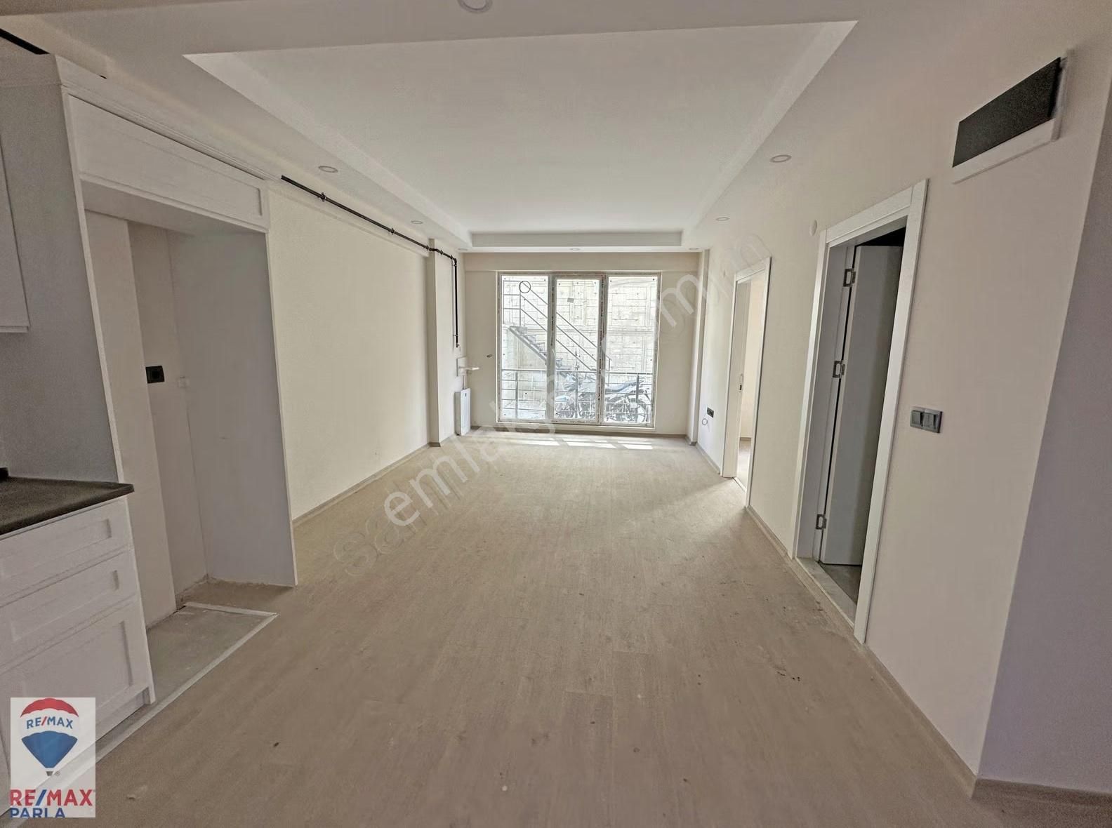 Körfez'de Yüksek Kredili Satılık İskanlı Net 45 M² 1+1 Daire - Görsel 6