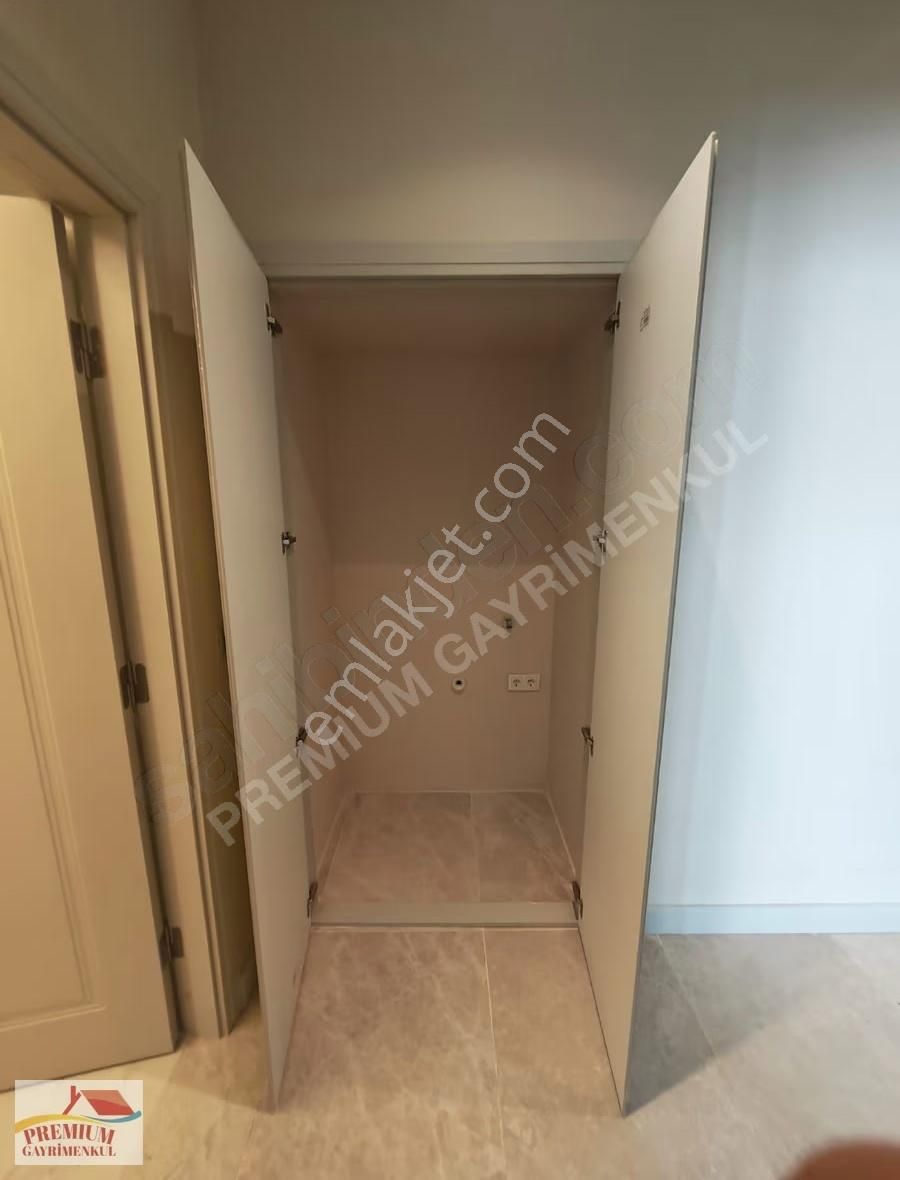 Kayaşehir Hayatpark'ta Uygun (boş) 3+1 Satılık Daire - Görsel 3