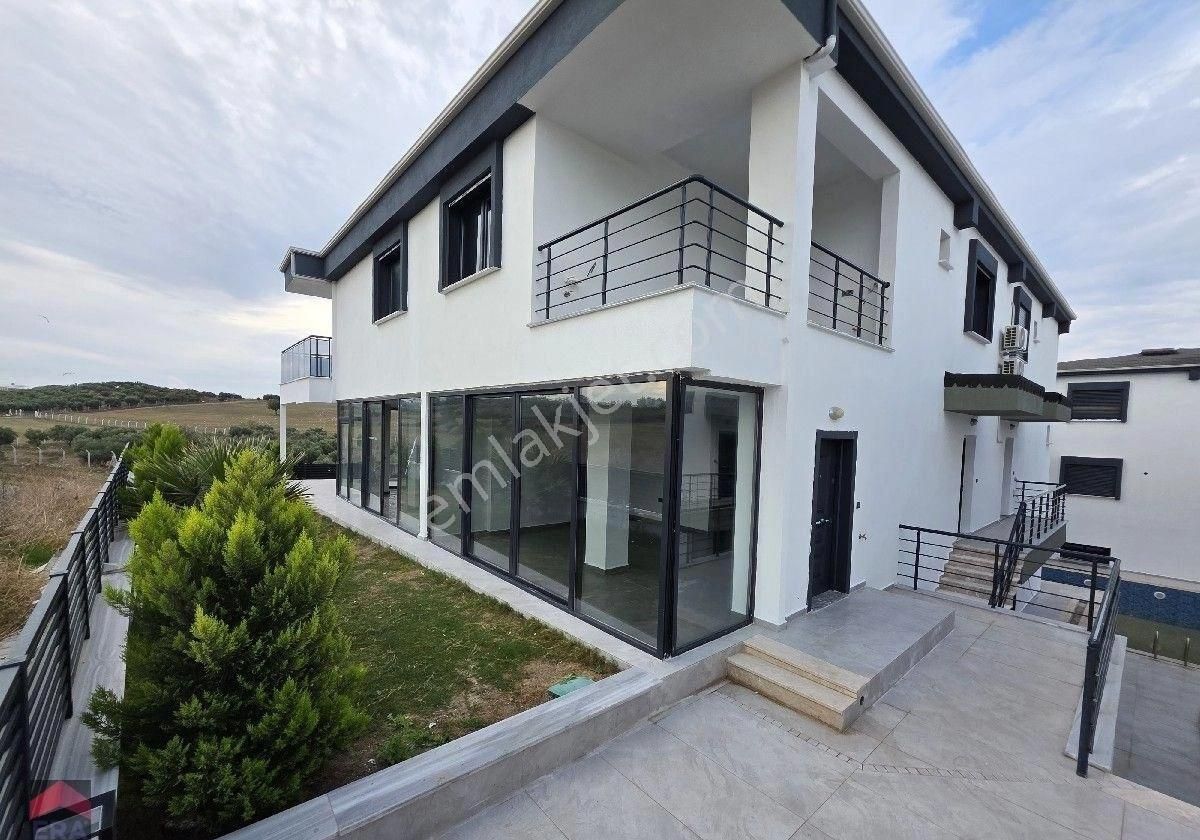 🏡 Aydın Didim Hisar Mahallesi'nde Satılık Tripleks Villa 🏡