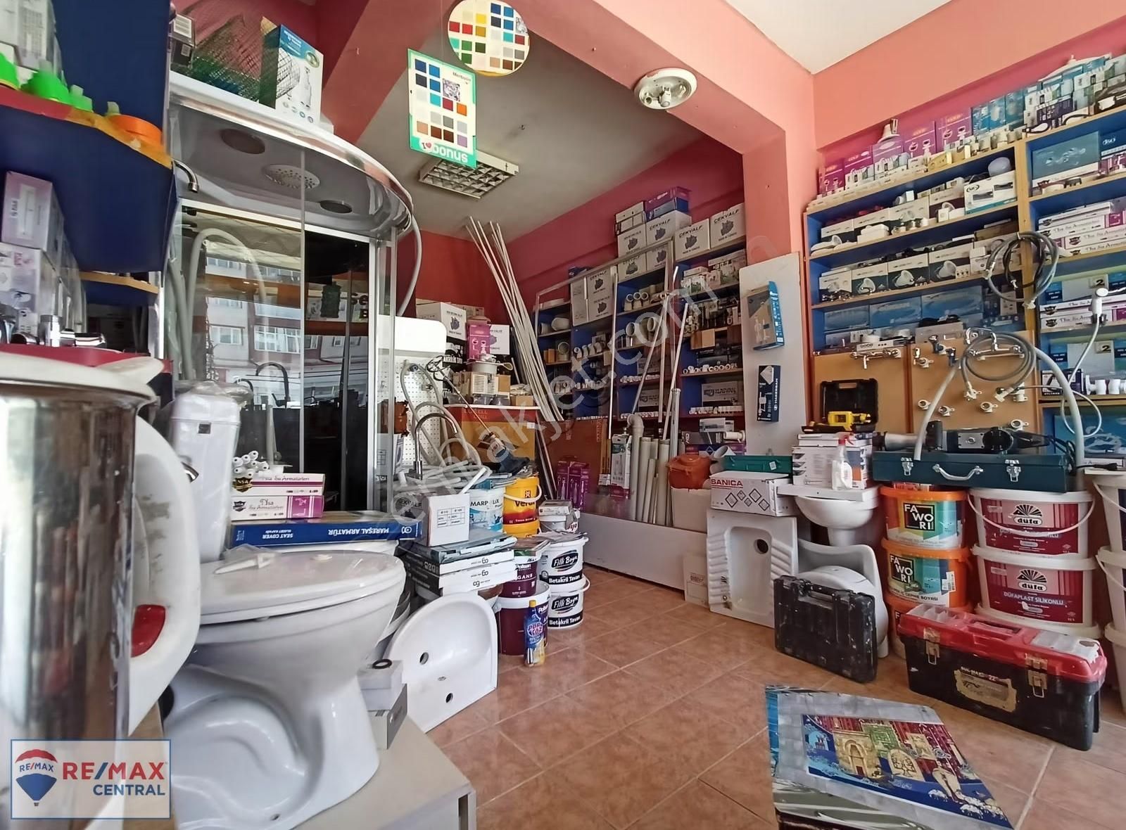 Remax Central'den Gülyurtta Satılık Dükkan - Görsel 7