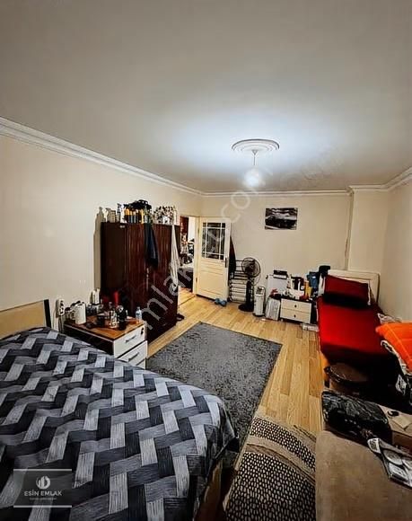 Doğu Mah Balkonlu Geniş Temiz Marmaray'a Yakın 2+0 Daire - Görsel 12