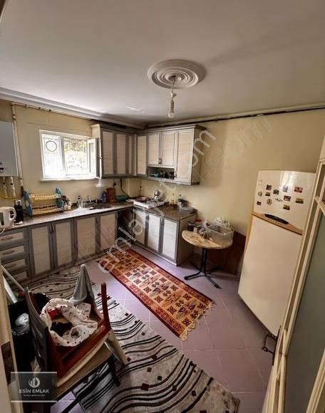 Doğu Mah Balkonlu Geniş Temiz Marmaray'a Yakın 2+0 Daire - Görsel 8