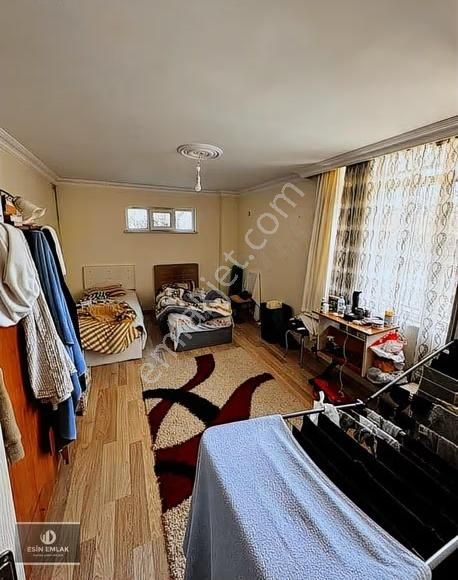 Doğu Mah Balkonlu Geniş Temiz Marmaray'a Yakın 2+0 Daire - Görsel 13