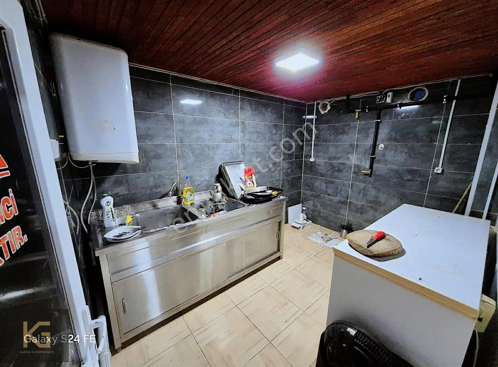 Ayazlı Mahallesinde Ata Caddesinde Aksa Karşısında Güzel İşyeri - Görsel 8