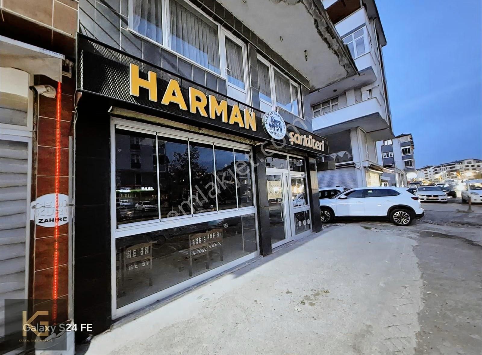 Ayazlı Mahallesinde Ata Caddesinde Aksa Karşısında Güzel İşyeri - Görsel 27