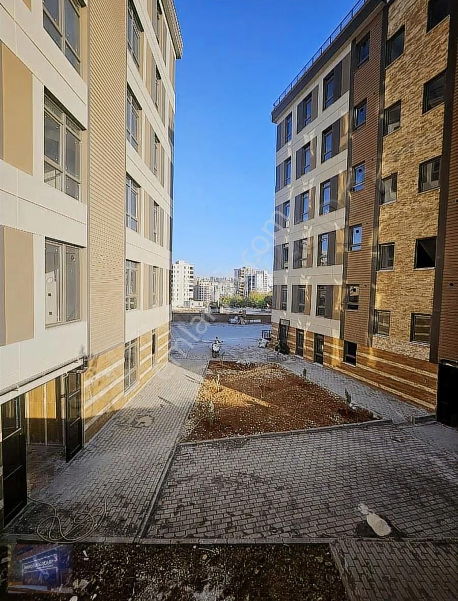 Batıkentte Kiralık 2+0 Lüx Daire - Görsel 8