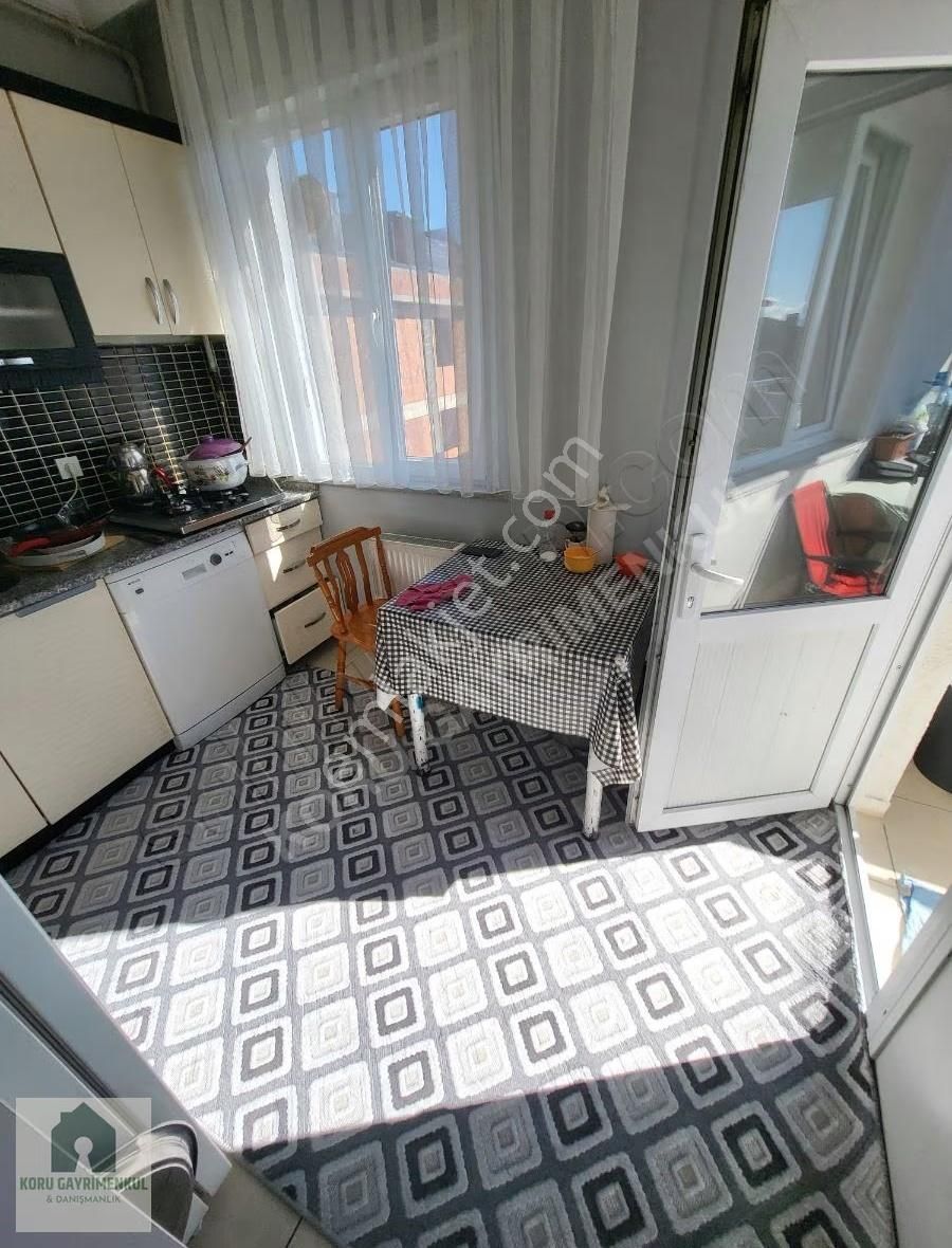 Koru Emlak'tan:2+1 Arakat Fırsat Daire Satılıktır - Görsel 2