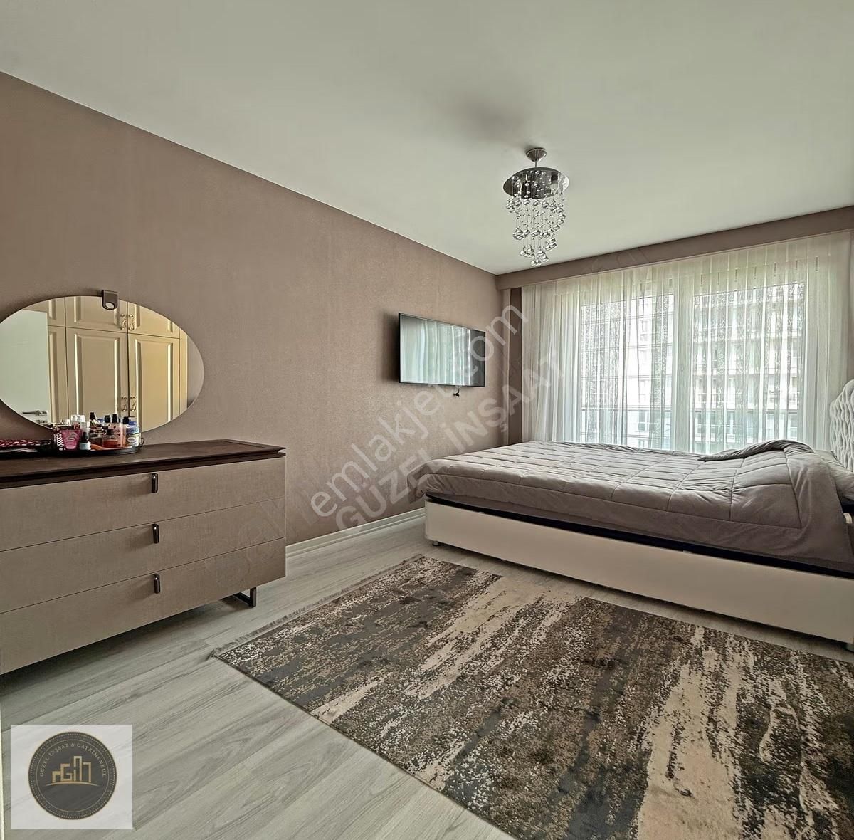 Bahçeşehir Konakları'nda Emsalsiz Mimari Tasarımlı Özel Daire - Görsel 31