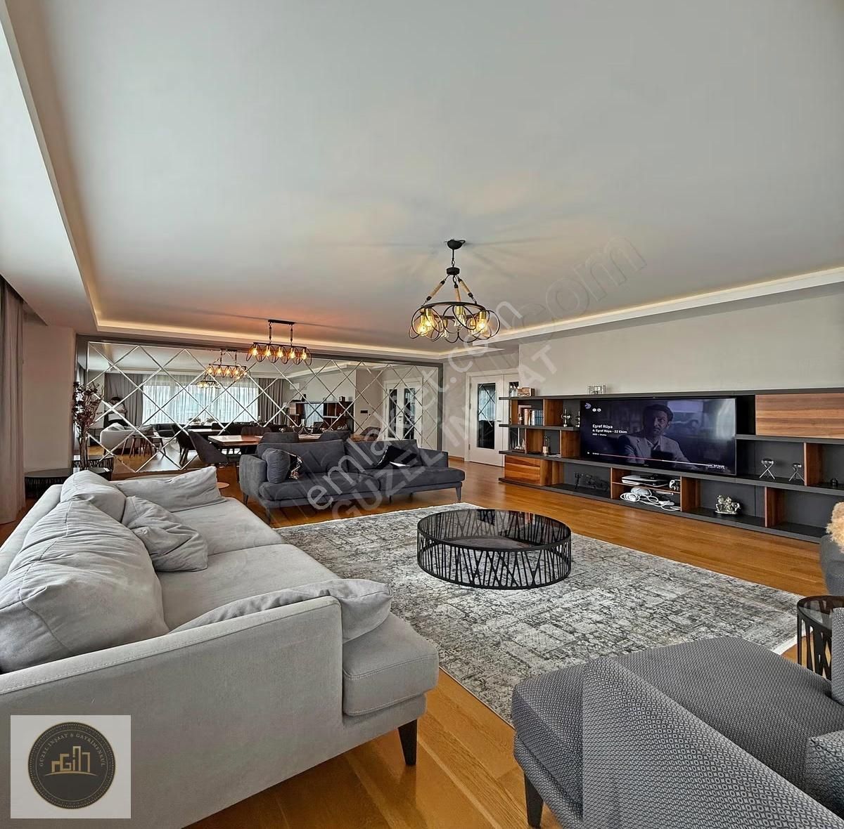 Bahçeşehir Konakları'nda Emsalsiz Mimari Tasarımlı Özel Daire - Görsel 15