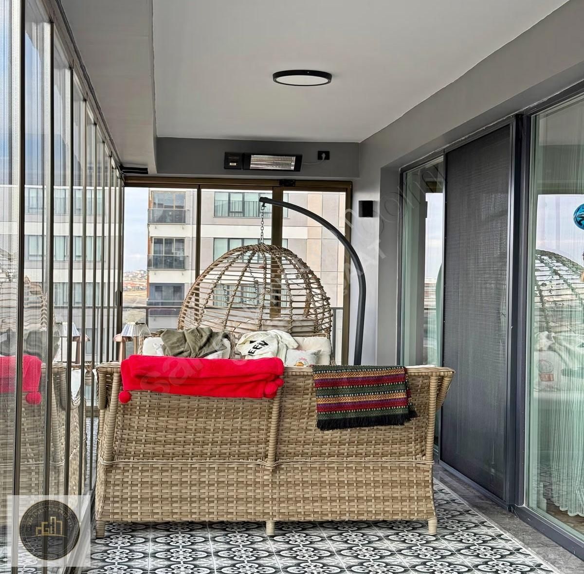 Bahçeşehir Konakları'nda Emsalsiz Mimari Tasarımlı Özel Daire - Görsel 28