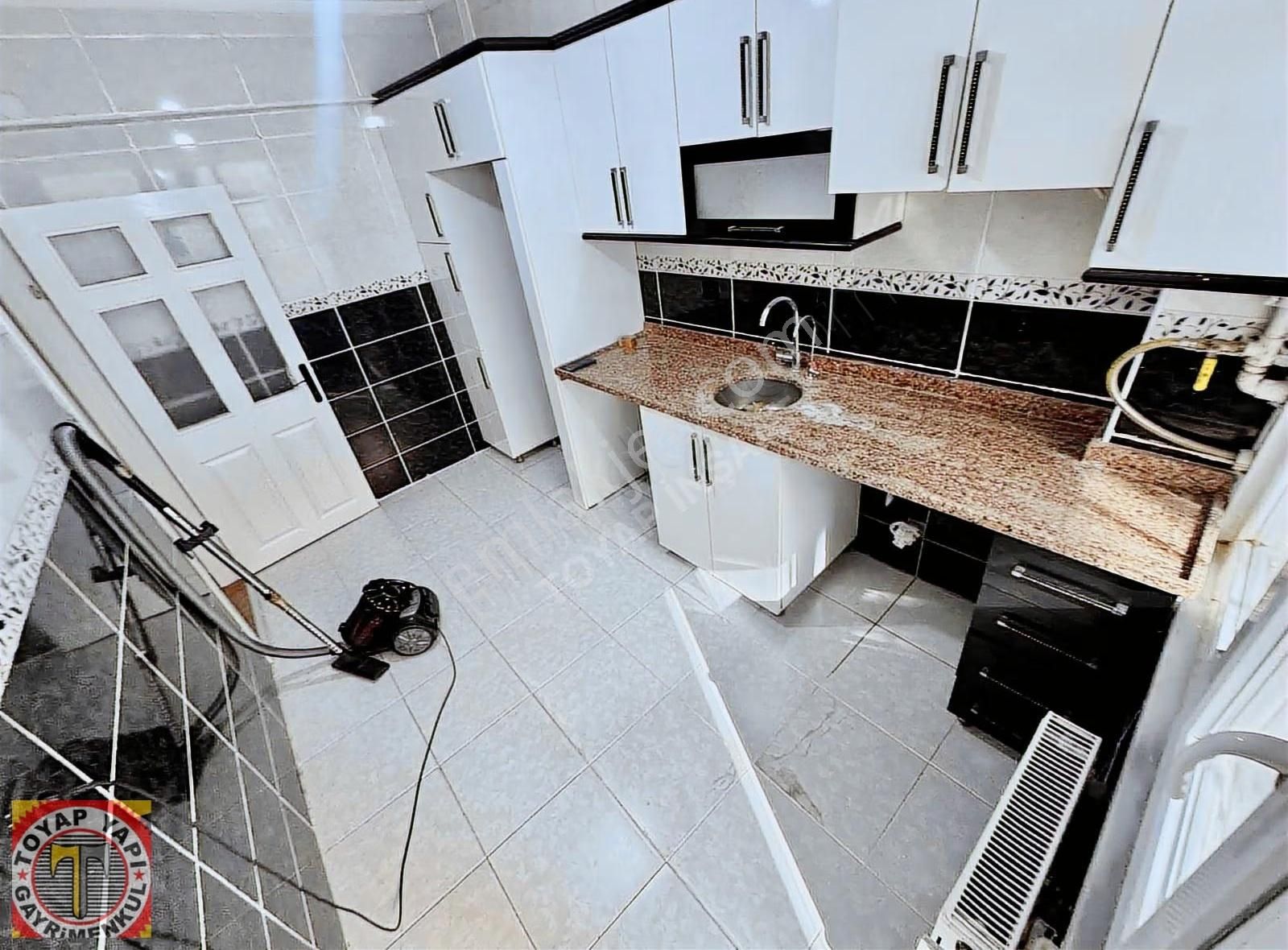 Toyap İnş İ.paşa 2+1 105 M2 2.kat Lüx Caddeye Yakn Satılık Daire - Görsel 2