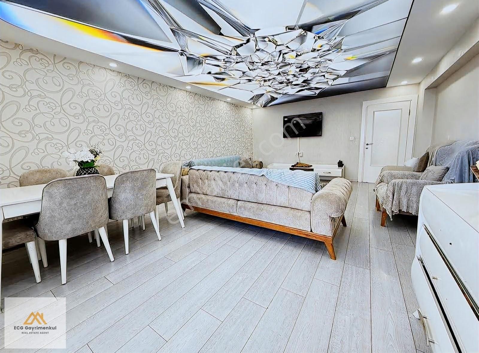 Ecg'den; Saray Merkezde Çok Geniş 4+1 Kilerli Çift Banyolu Daire - Görsel 23