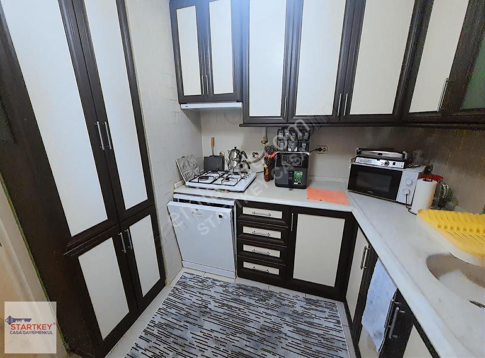 Üçyol Da Şehrin Tam Merkezinde Satılık 3+1 Konut - Görsel 8