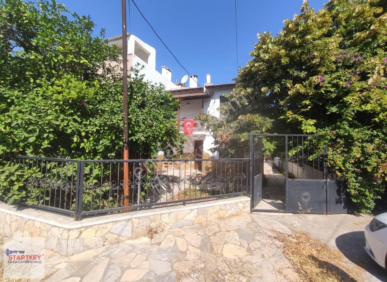 Urla Kalabak'da Satılık Deniz Manzaralı Dubleks Villa - Görsel 20