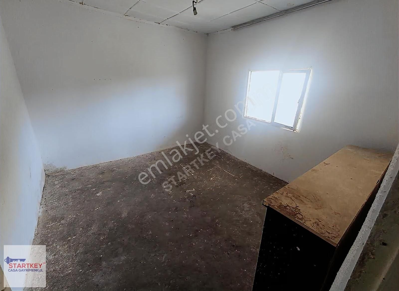 Çiğli Güzeltepede 232 M² İmarlı Arsa İçinde Avlulu Ev - Görsel 5