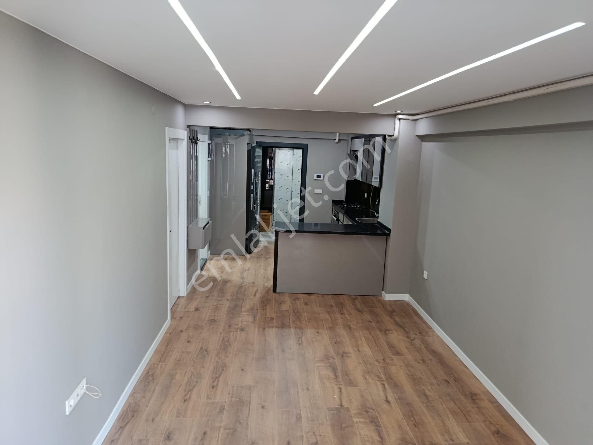 Seyrekte Lüks Yaşam Ve Yatırım İçin 1+1 Satılık Daire - Görsel 24