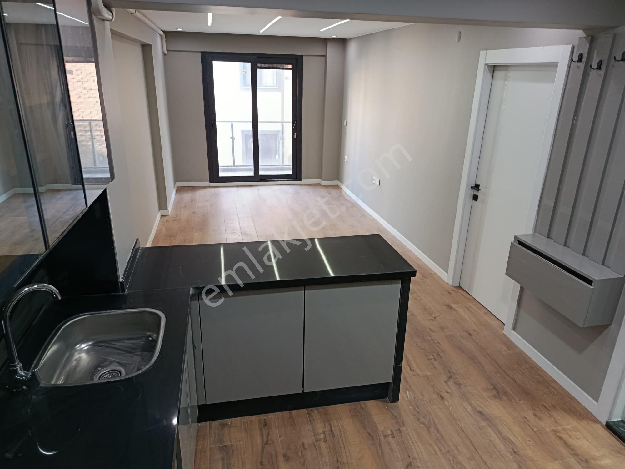 Seyrekte Lüks Yaşam Ve Yatırım İçin 1+1 Satılık Daire - Görsel 11