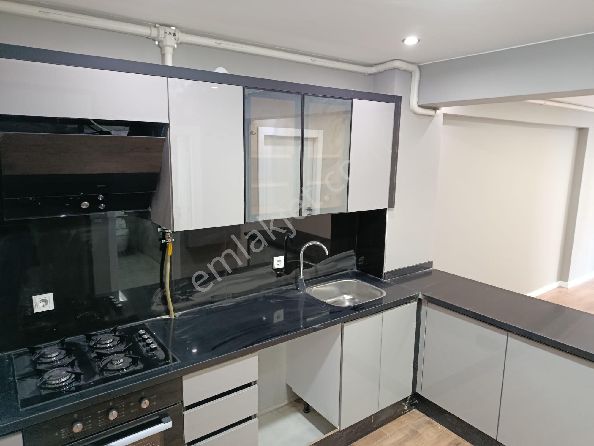 Seyrekte Lüks Yaşam Ve Yatırım İçin 1+1 Satılık Daire - Görsel 16