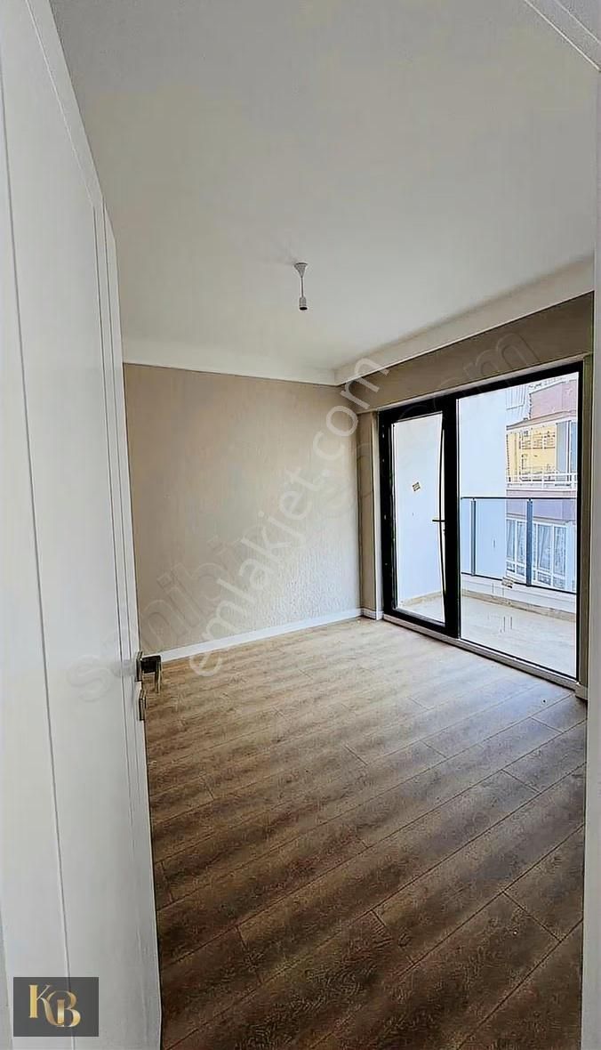 Satılık Süperlüks Merkezi Konum 1+1 Yüksek Kira Getirili - Görsel 10