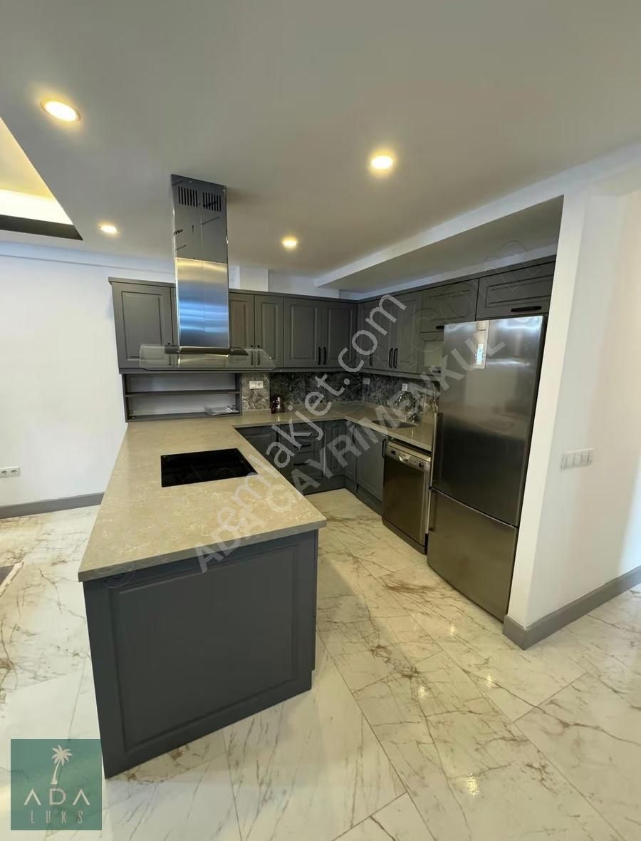 Adabükü Özel Havuzlu Deniz Manzaralı Bahçeli Villa - Görsel 12