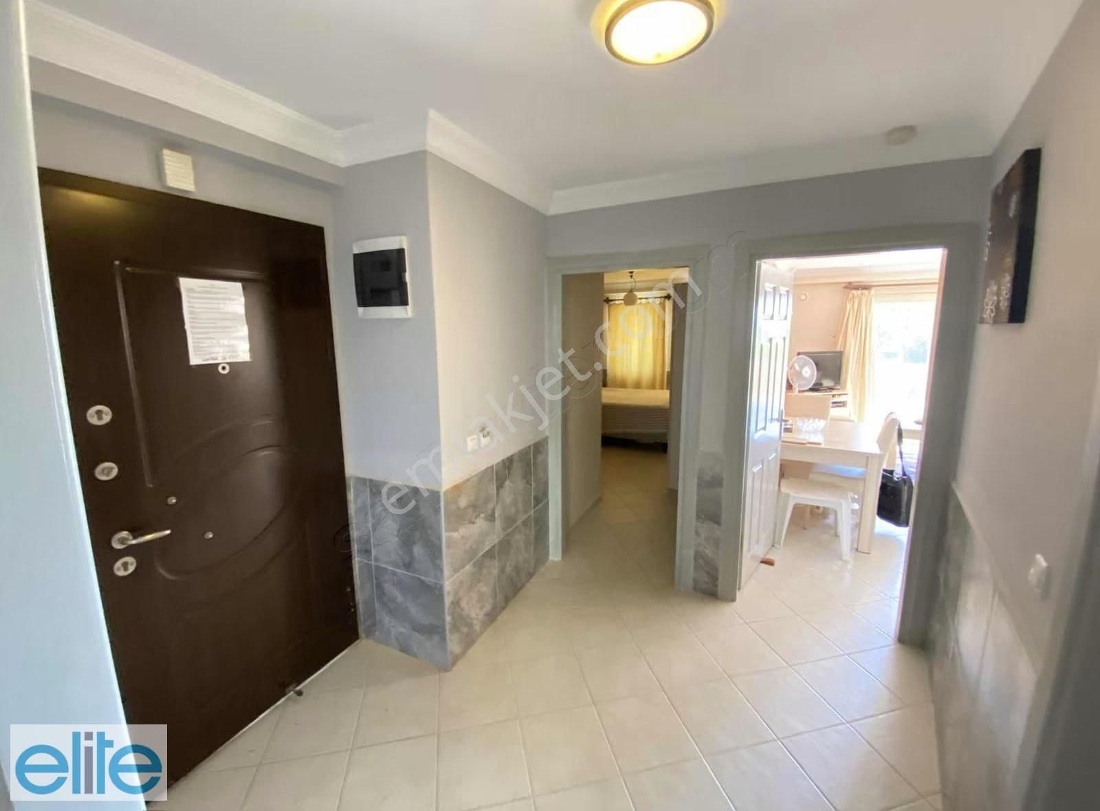 Muğla Bodrum Milas Boğaziçi Gözde Sitesinde Düzayak Bahçe Katı - Görsel 26