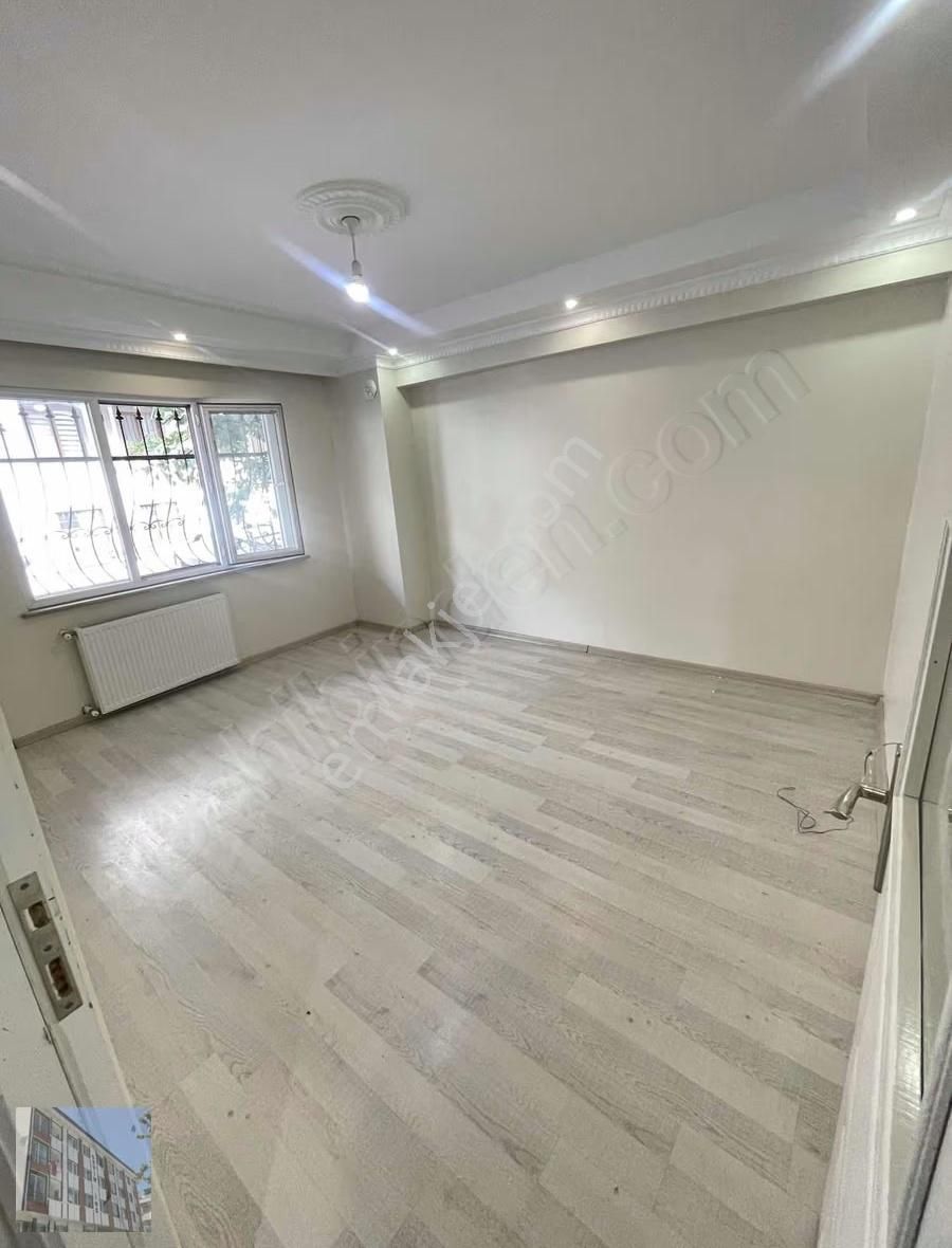 Yüksek Kredili Meydan Konumlu 1+1 Satılık Yüksek Giriş - Görsel 4