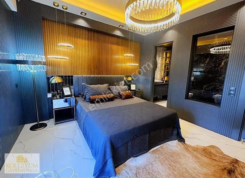 Kolezyum'dan Mezitli De Denize Sıfır Havuzlu 7/24 Güvenlikli 4+1 - Görsel 5