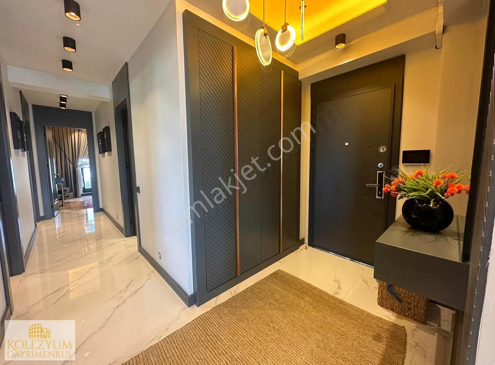 Kolezyum'dan Mezitli De Denize Sıfır Havuzlu 7/24 Güvenlikli 4+1 - Görsel 24