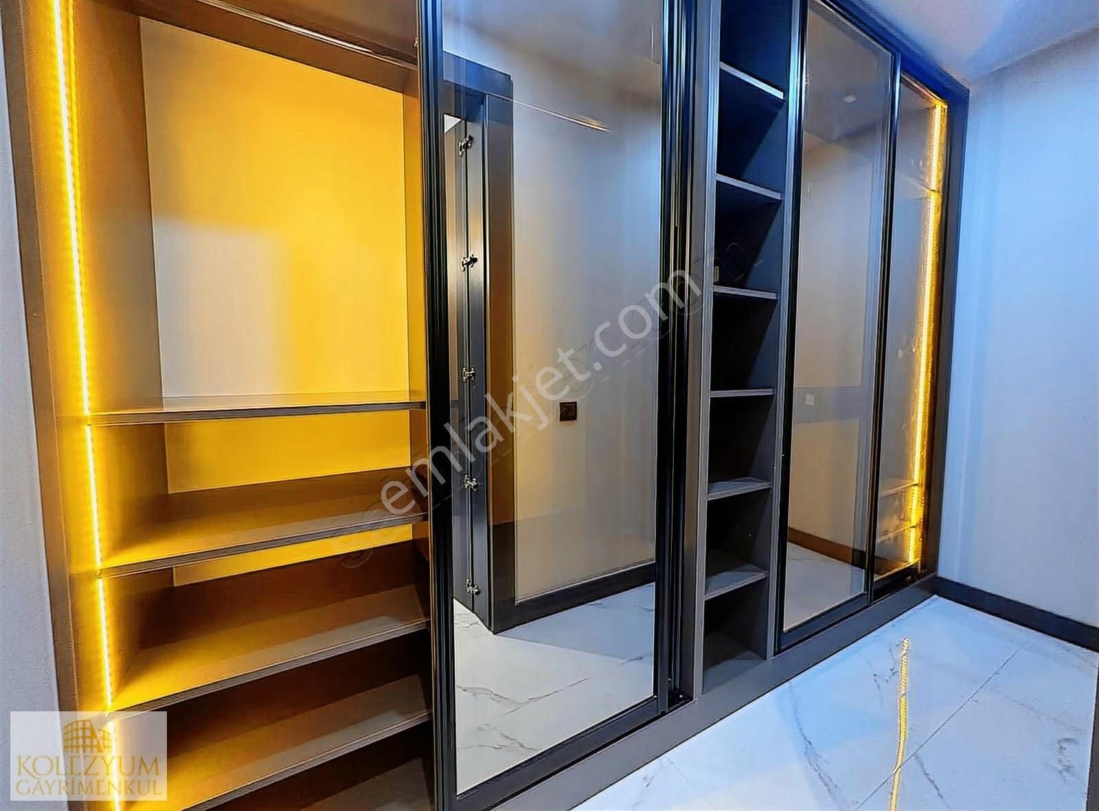 Kolezyum'dan Mezitli De Denize Sıfır Havuzlu 7/24 Güvenlikli 4+1 - Görsel 22