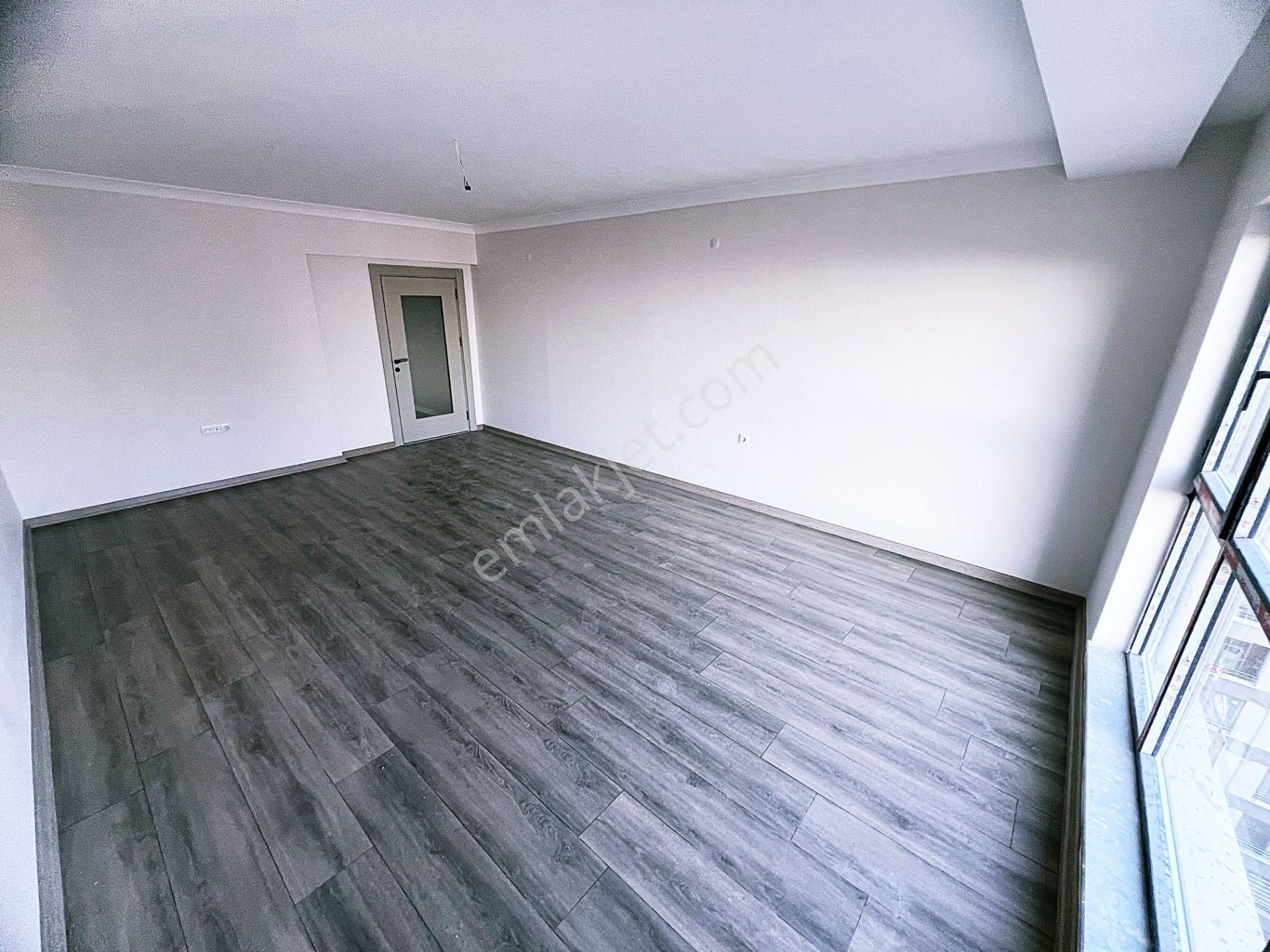 Kayalarda Demirdağ Ve Erolkaya Caddesi Yakını Satlık 3+1 Daire - Görsel 14