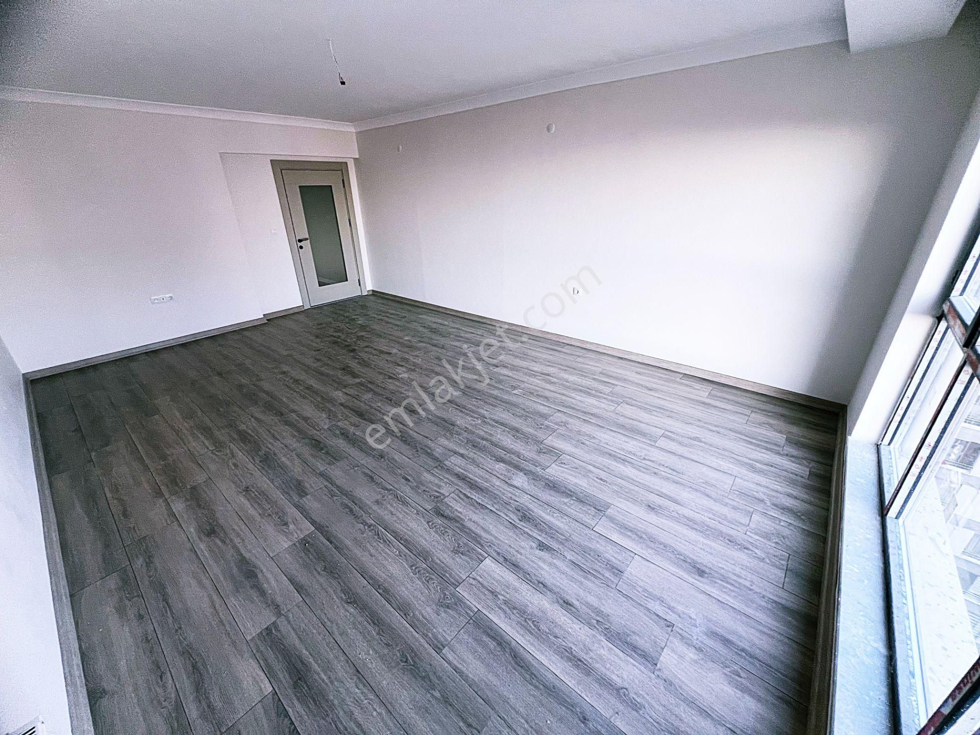 Kayalarda Demirdağ Ve Erolkaya Caddesi Yakını Satlık 3+1 Daire - Görsel 13