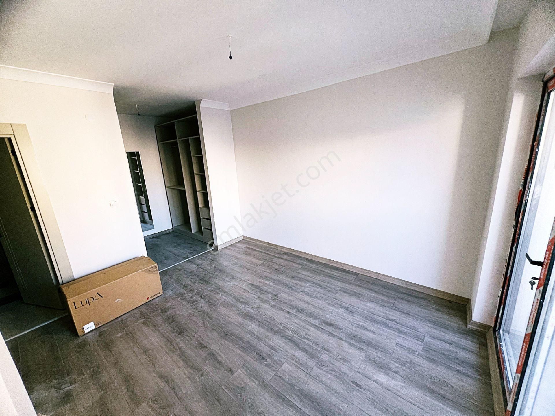 Kayalarda Demirdağ Ve Erolkaya Caddesi Yakını Satlık 3+1 Daire - Görsel 34