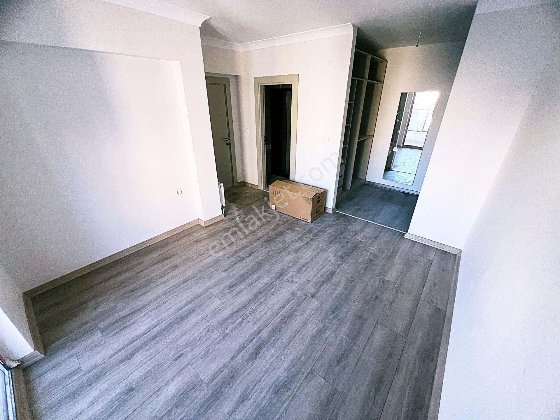 Kayalarda Demirdağ Ve Erolkaya Caddesi Yakını Satlık 3+1 Daire - Görsel 30