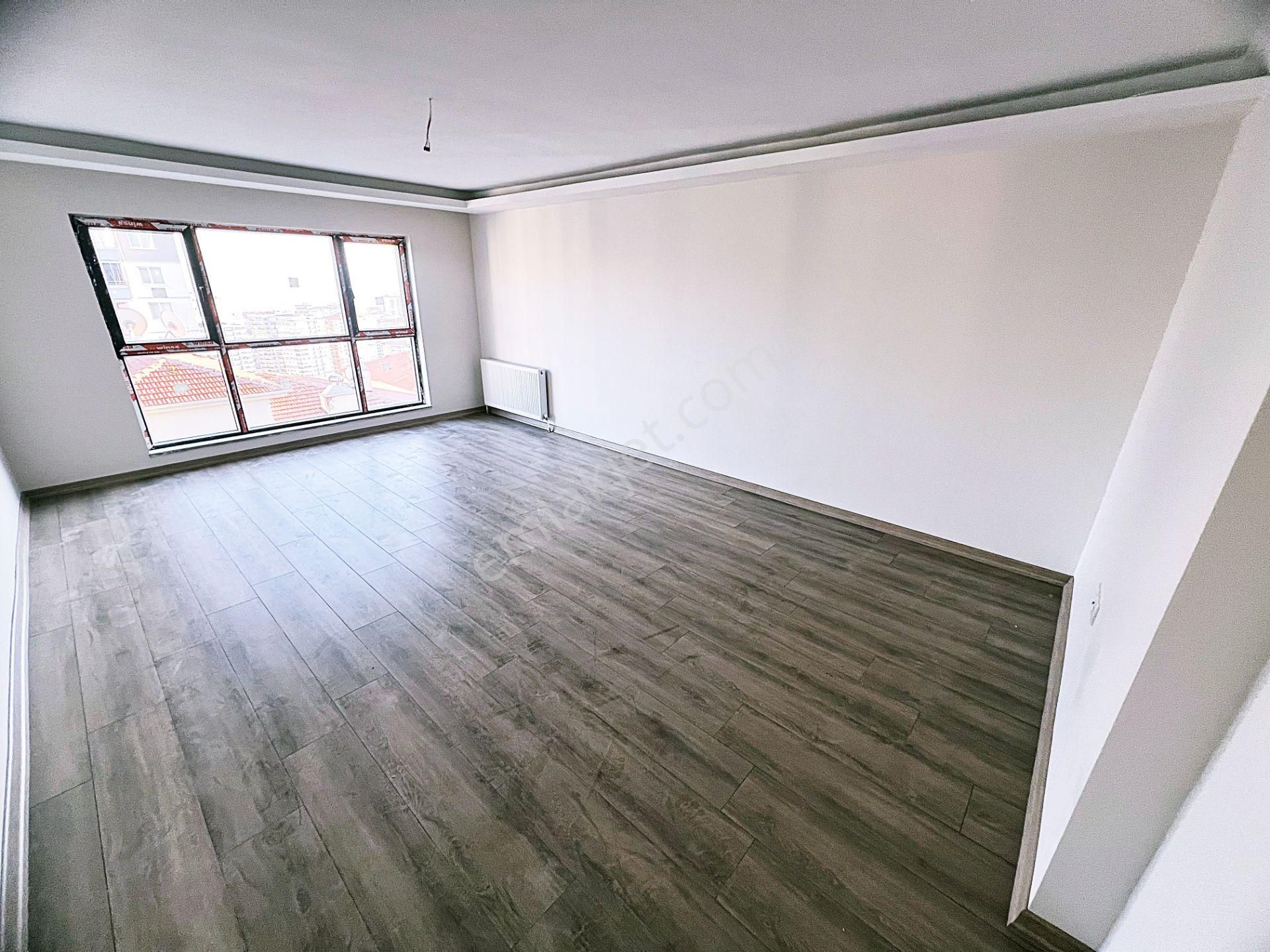 Kayalarda Demirdağ Ve Erolkaya Caddesi Yakını Satlık 3+1 Daire - Görsel 9