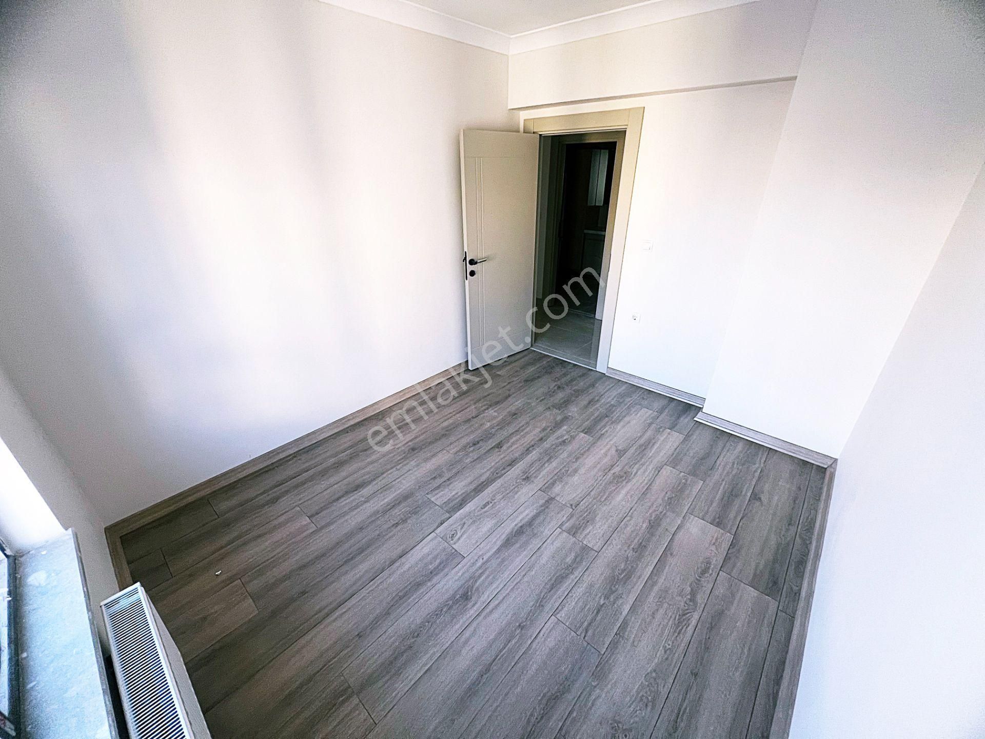 Kayalarda Demirdağ Ve Erolkaya Caddesi Yakını Satlık 3+1 Daire - Görsel 28