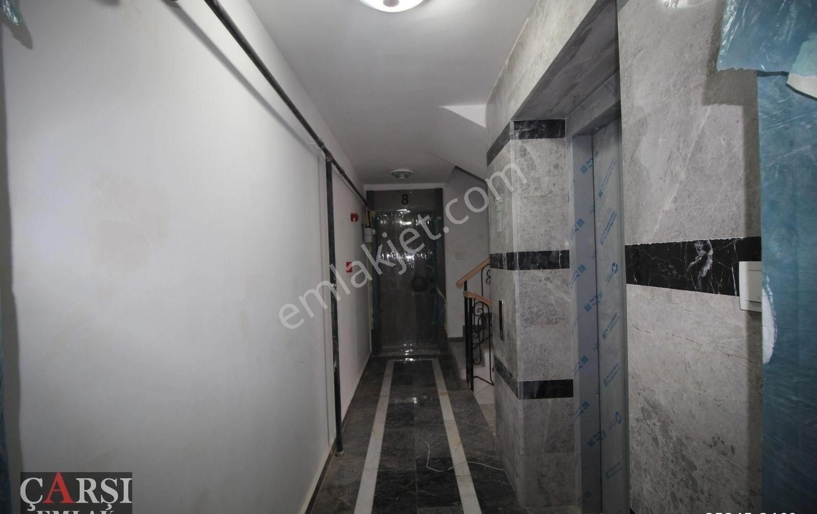 Çarşı"dan Bahçelievler'de Ada Mutfaklı 6+1 Muhteşem Daire - Görsel 25