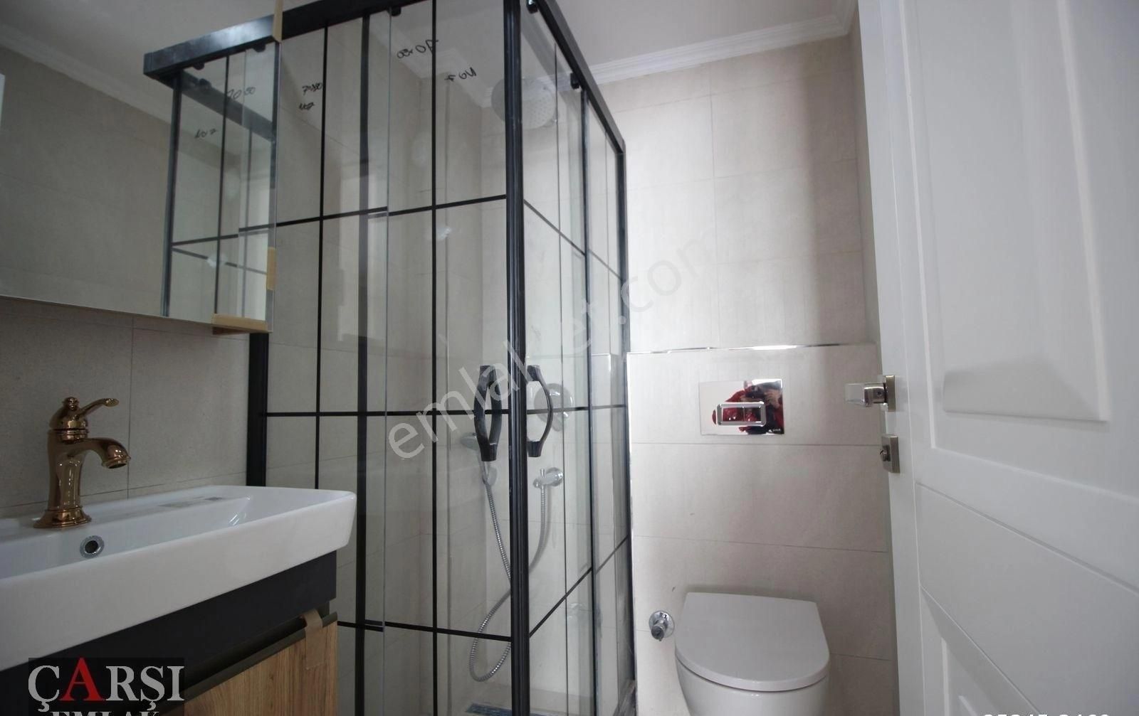 Çarşı"dan Bahçelievler'de Ada Mutfaklı 6+1 Muhteşem Daire - Görsel 23