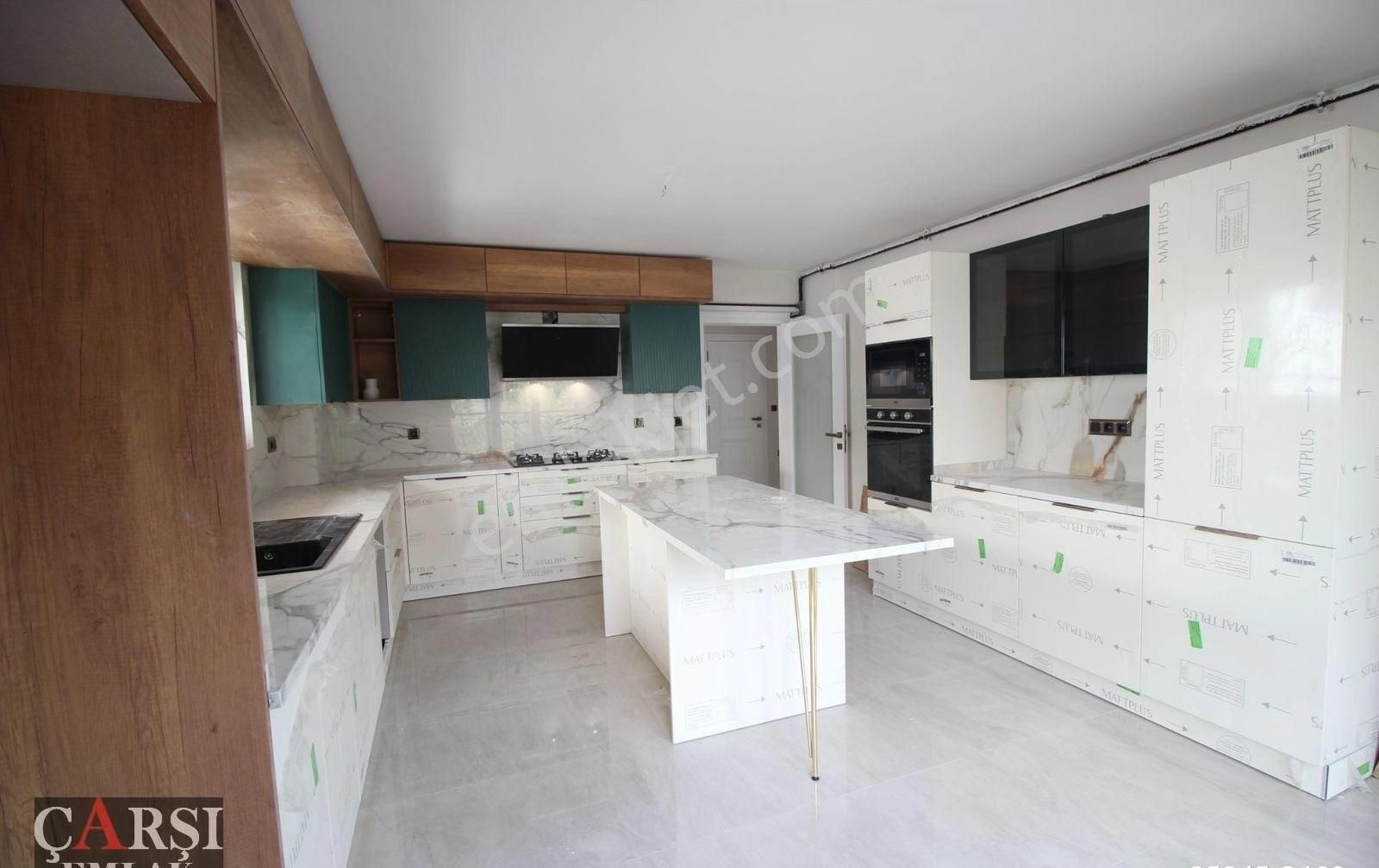 Çarşı"dan Bahçelievler'de Ada Mutfaklı 6+1 Muhteşem Daire - Görsel 19