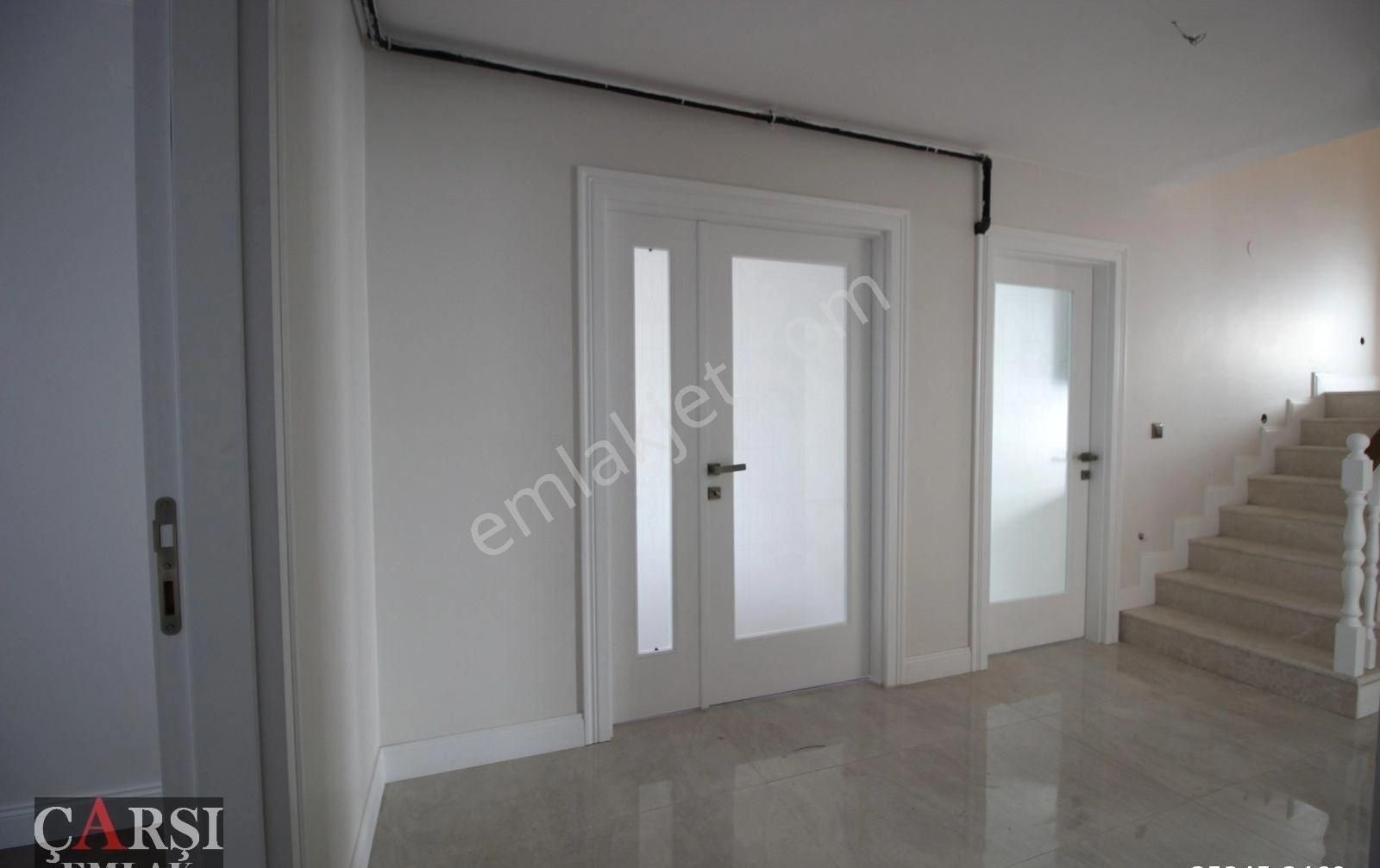 Çarşı"dan Bahçelievler'de Ada Mutfaklı 6+1 Muhteşem Daire - Görsel 5