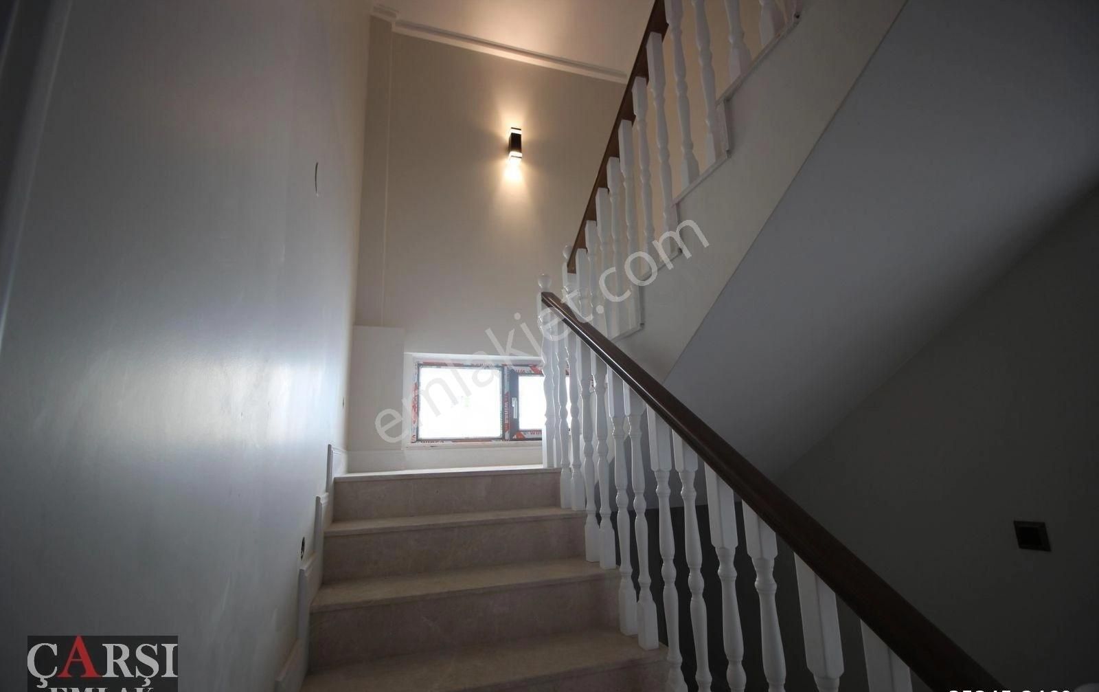 Çarşı"dan Bahçelievler'de Ada Mutfaklı 6+1 Muhteşem Daire - Görsel 22