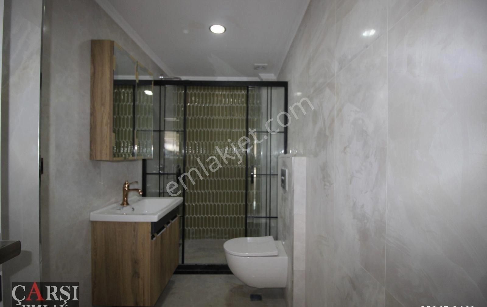 Çarşı"dan Bahçelievler'de Ada Mutfaklı 6+1 Muhteşem Daire - Görsel 8