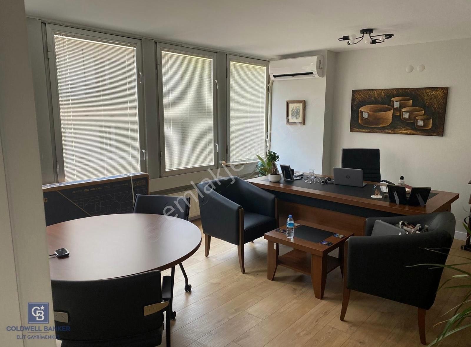 Moda Çarşısında, Yapılı Ve Bakımlı, 1+1 Satılık Ofis - Görsel 16