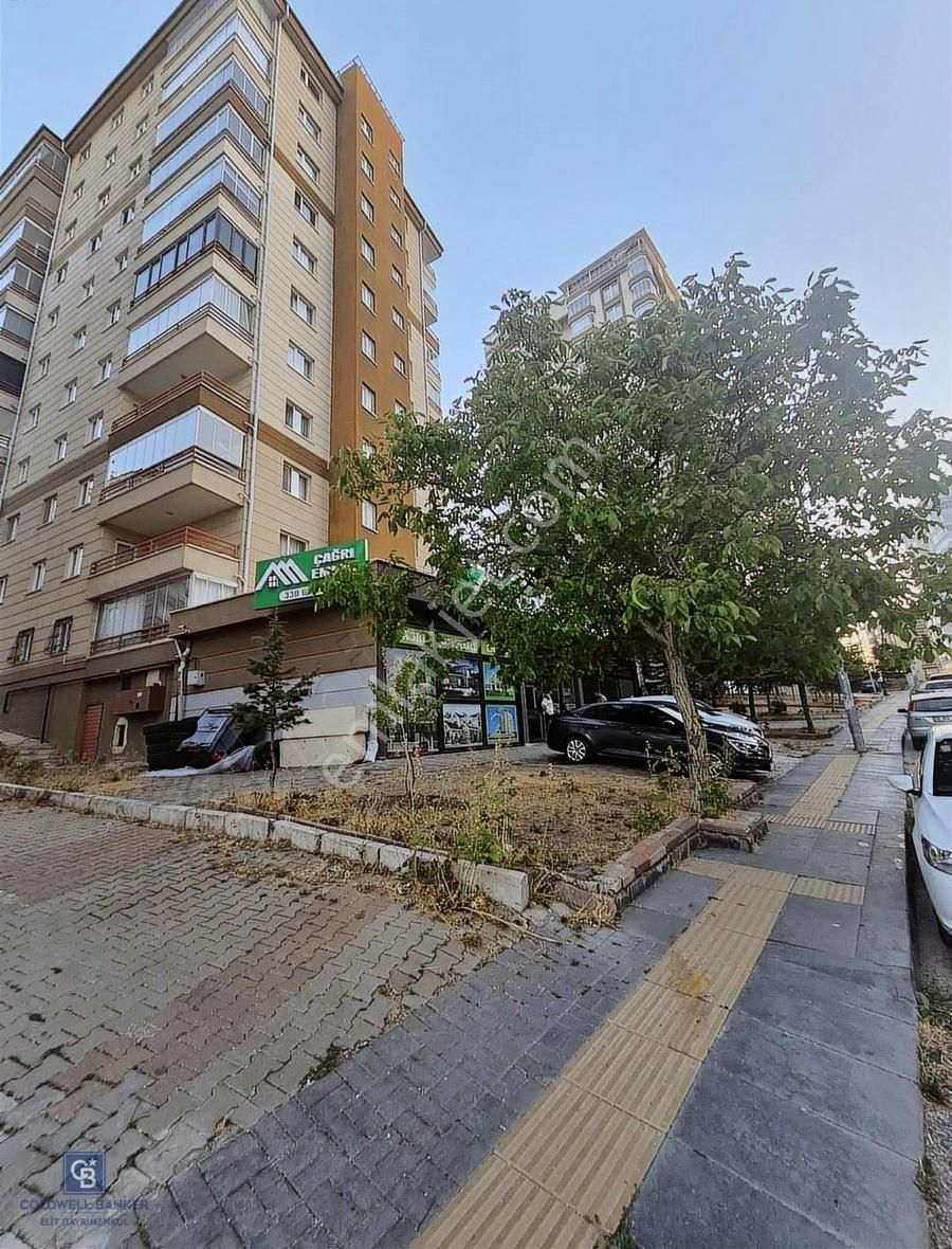 Yenimahalle Çiğdemtepe De 4+1 Satılık Daire