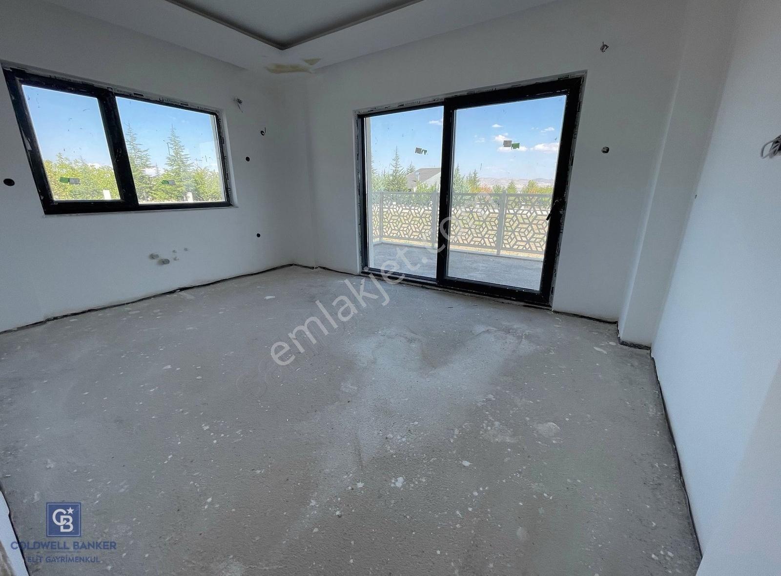Otoban Girişine 3 Dk Müthiş Yapılı Geniş Bahçeli Müstakil Villa - Görsel 19