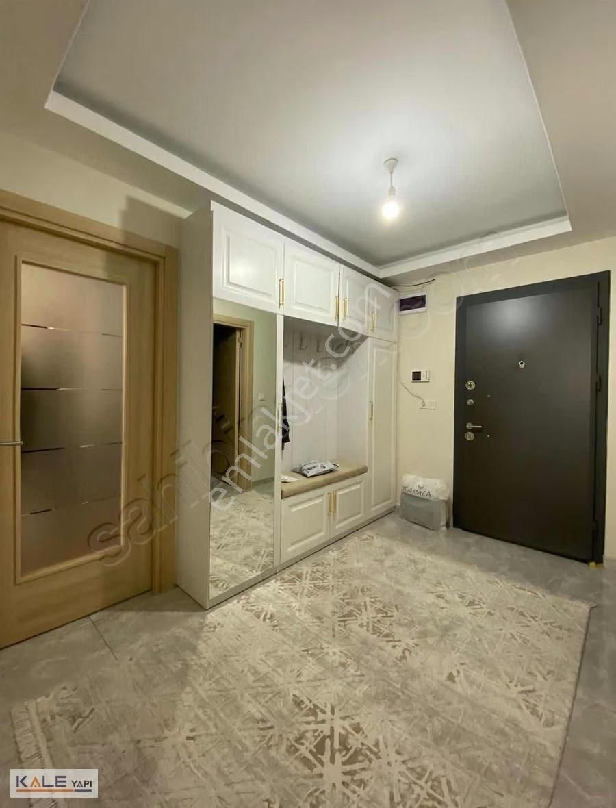 Metrobüsün Dibinde Satılık 2+1 Arakat - Görsel 13