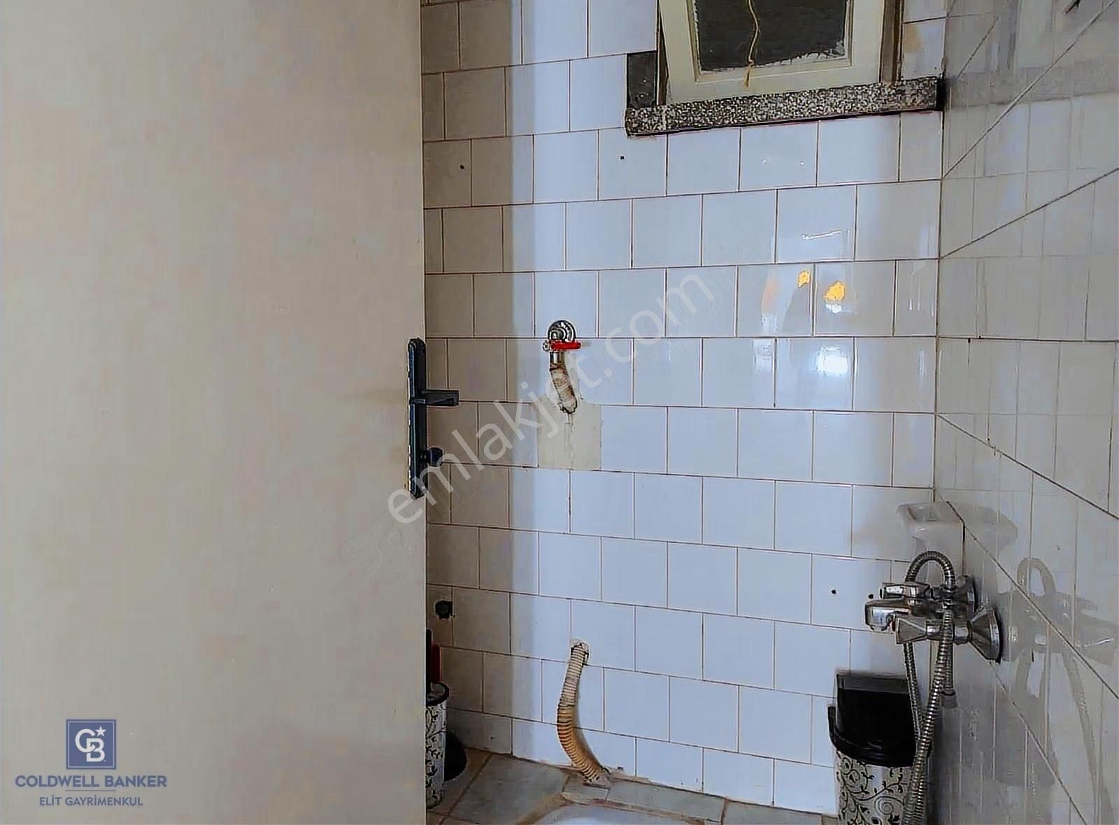 Necatibey Yeşilırmak Caddesinde Kiralık Otopark+kombi 2+1 Ofis! - Görsel 2