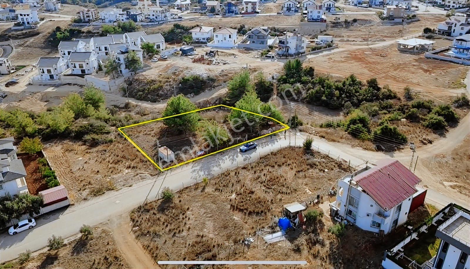 Zorlu' Dan Çınarlı Mah. Telle Çevrili Tek Tapu Satılık Arsa - Görsel 2