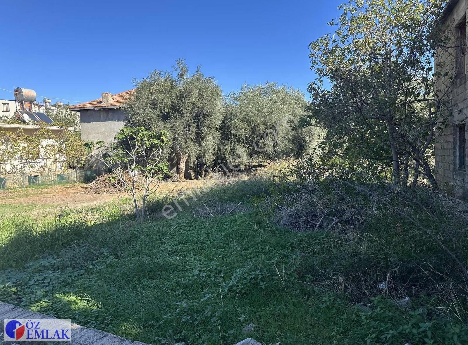 Kozan Fehmi Özel Türkay Caddesinde