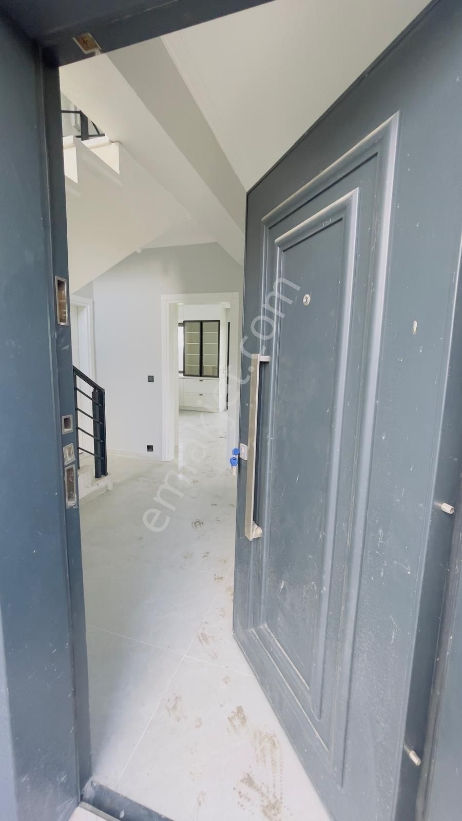 Tuana Gayrimenkul'den Zeytinalanında 4+1 Müstakil Kiralık Ev. - Görsel 16